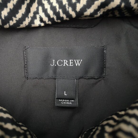 J.Crew Ladies Size Large Black & Beige Full Zip Lined Minimum 70% Down Fill Vest - Picture 3 of 9